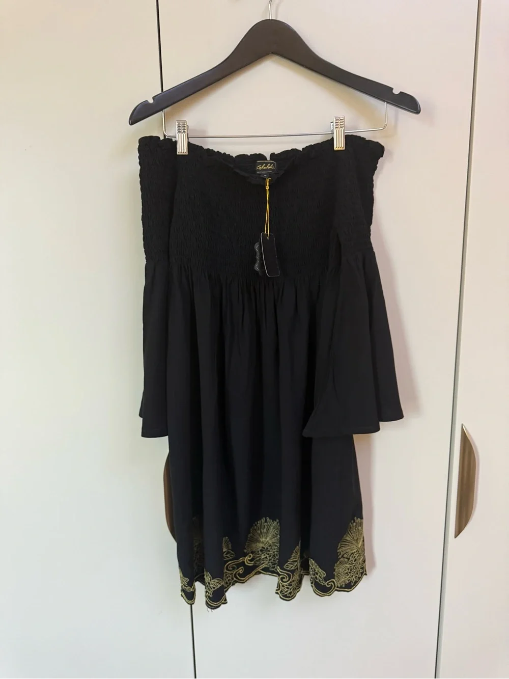 NWT Kahulalea Aulia Off Shoulder Black Gold Embroidered Dress M - Picture 3 of 7